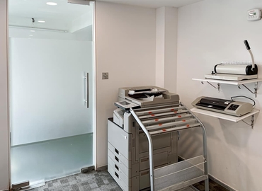 10 m² Shared workspace  in New Delhi, Caddie Commercial Tower (110037) - 11 | MatchOffice.com