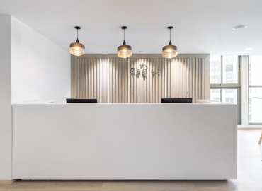 10 m² Shared workspace  in Ahmedabad, 1107 -114 A wing Ratnakar Nine Square  (380015) - 1 | MatchOffice