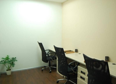 2500 m² Business center property available to rent in Noida, 3B (201301) - 2 | MatchOffice.com