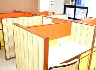 16 m² Serviced office building available to rent in Ahmedabad, A-367 (380009) - 2 | MatchOffice.com