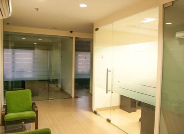 180 m² Business space property up for rent in Gurgaon, 607-608 (122018) - 1 | MatchOffice.com