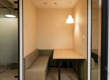 Coworking 4HCC+35W 382424 Ahmedabad