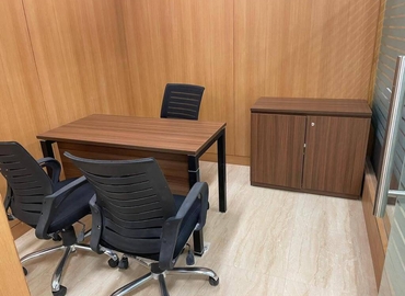 603 m² Coworking  in New Delhi, Chauhan Vithi Road E-14 (110024) - 1 | MatchOffice