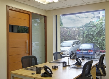 200 m² Business center in Mumbai Central, Empire Industries Ltd. (400013) - 0 | MatchOffice.com
