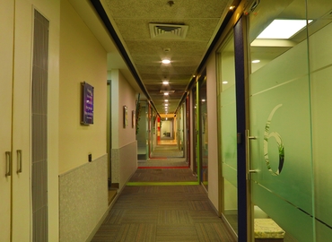 560 m² Serviced office in Gurgaon, JMD Megapolis (122018) - 5 | MatchOffice.com