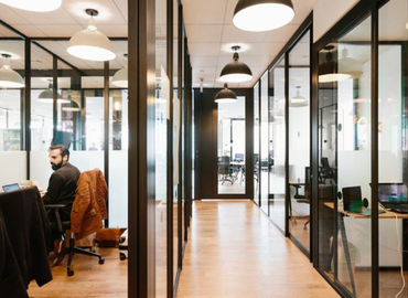 200 m² Shared workspace  in Tokyo, 1-4-5 Roppongi  (106-0032) - 1 | MatchOffice
