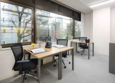 40 m² Business center place up for rent in Tokyo, Tokyo Forest Hills East Wing (107-0062) - 1 | MatchOffice