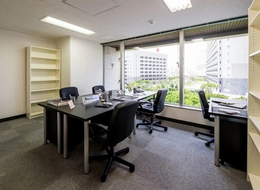 100 m² Business space in Tokyo, 1F (900-0014) - 2 | MatchOffice