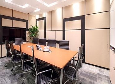 90 m² Meeting room in Fukuoka, 8-1 Hakataekichuogai (812-0012) - 2 | MatchOffice