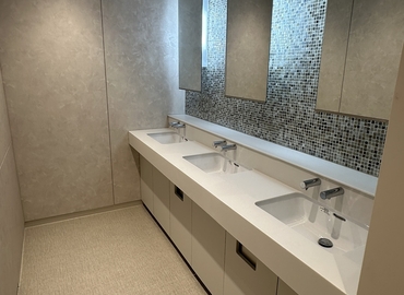 Office 20 105-0013 Tokyo Minato