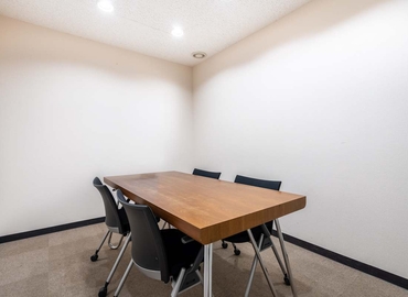 10 m² Shared workspace  in Tokyo Chuo, 1-2-10 Nihonbashi (103-0027) - 2 | MatchOffice