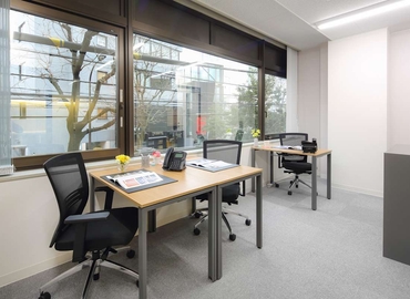 10 m² Shared workspace  in Tokyo, 4-18-11 Minami Aoyama (107-0062) - 3 | MatchOffice.com