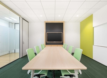 10 m² Shared office  in Yokohama, 4-4-2 Minatomirai (220-0012) - 2 | MatchOffice