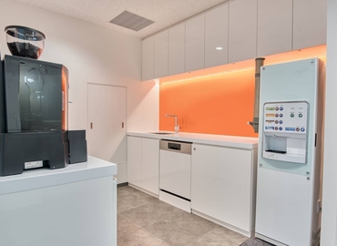 10 m² Business space in Fukuoka, 1-4-1 Tenjin (810-0001) - 5 | MatchOffice.com