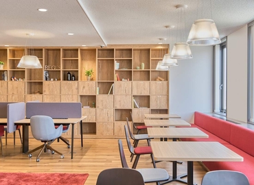 10 m² Coworking space  in Fukuoka, 1-4-1 Tenjin (810-0001) - 4 | MatchOffice.com