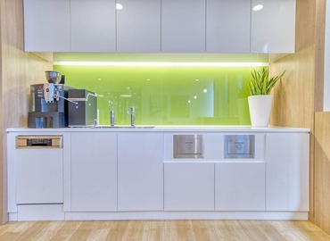 10 m² Business space in Kumamoto, 1-28 Shinshigai (860-0603) - 3 | MatchOffice