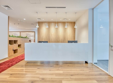 10 m² Shared workspace  in Osaka, 4-1-15 Namba (542-0076) - 1 | MatchOffice.com