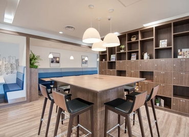 10 m² Shared office  in Yokohama, 2-2-1 Minatomirai (220-0012) - 3 | MatchOffice.com
