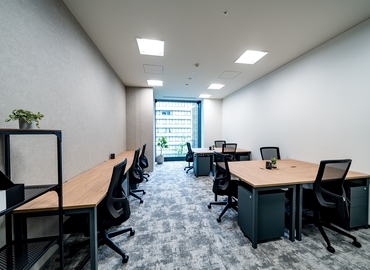 Office 1 104-0031 Tokyo Chuo