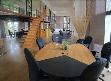 Office Tonle Sap Street 191 12101 Phnom Penh