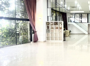 Office Tonle Sap Street 191 12101 Phnom Penh