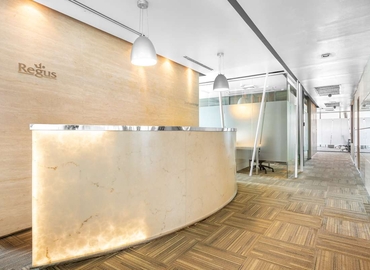 Virtual office space in Phnom Penh, 18/F Canadia Bank Tower (%[postal_code]) - 1 | MatchOffice.com