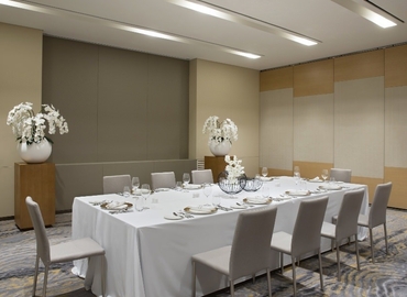 192 m² Conference center in Jeju City, Donggwangbondong-ro (699-920) - 0 | MatchOffice.com