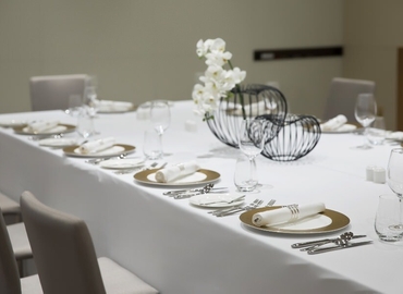 192 m² Conference hall in Jeju City, Donggwangbondong-ro (699-920) - 3 | MatchOffice