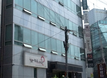 80 m² Business space property up for rent in Seoul, 3/F (06237) - 0 | MatchOffice.com
