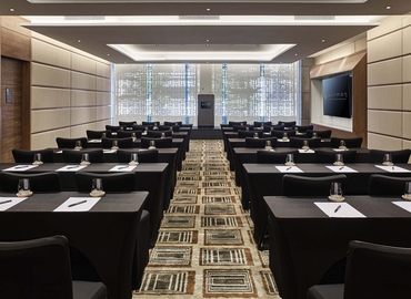 650 m² Conference space in Chanayethazan, 73rd Street (05041) - 1 | MatchOffice