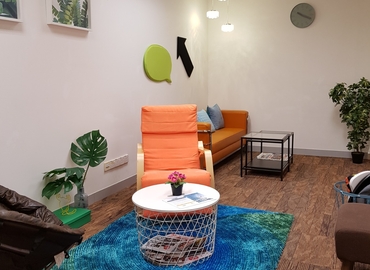 46 m² Business space building for rent in Kuala Lumpur, Etiqa Twin Level 25 Tower 2 (50450) - 2 | MatchOffice