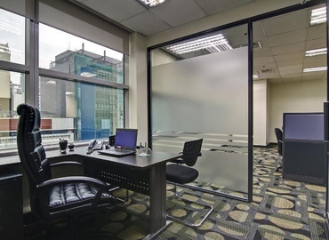 100 m² Business space in Makati City, Ayala Avenue (6783) - 0 | MatchOffice.com