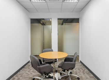 55 m² Conference center in Cebu, Jose Maria Del Mar Street / Abad Street (6000) - 1 | MatchOffice.com