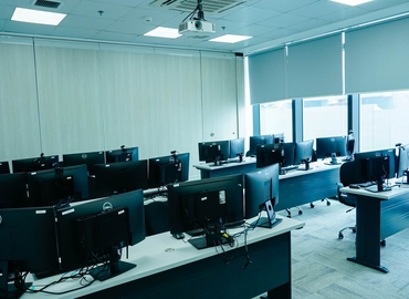 1027 m² Serviced office in Bonifacio Global City, Fort Bonifacio (1634) - 8 | MatchOffice.com
