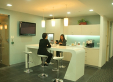 25 m² Business space in Makati City, 3rd Avenue cor. 28th Street (1226) - 3 | MatchOffice