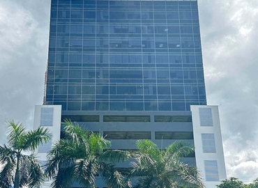 10 m² Business space in Quezon City, 11F Triumph Square (1103) - 0 | MatchOffice.com