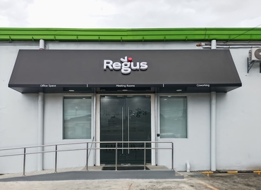 10 m² Shared office  in Santo Tomas, South Supermarket (4217) - 0 | MatchOffice