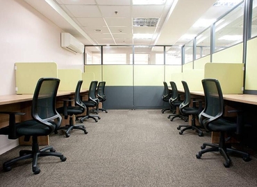27 m² Serviced office building for rent in Makati City, 4F Crown Center (1000) - 1 | MatchOffice