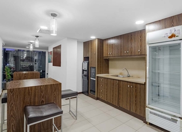 10 m² Serviced office in Karachi, Executive Towers Dolmen Mall (74500) - 5 | MatchOffice