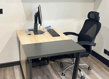 100 m² Coworking  in Ichhra, Main Road PGECHS 1-B1 (54000) - 3 | MatchOffice