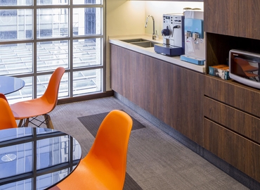 550 m² Business center building for rent in River Valley, 81 Clemenceau Avenue #04-15/16 (239917) - 9 | MatchOffice