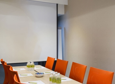 550 m² Serviced office in River Valley, 81A Clemenceau Ave (239918) - 9 | MatchOffice