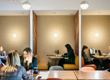 100 m² Shared workspace  in Tampines, Temasek Boulevard 5 (038985) - 5 | MatchOffice