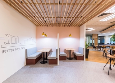 Сoworking  80 Robinson Road #10-01A  068898 Singapore CBD