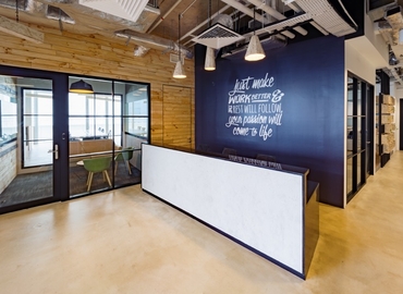 Business center 120 Robinson Road #09-01, #12-01, #15-01, #16-01 068913 Singapore CBD