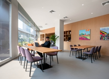 40 m² Business center property for rent in Bangkok, Phahonyothin Road No. 1687/1 (10900) - 2 | MatchOffice.com