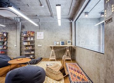 75 m² Business space place available to rent in Bangkok, Surasak Road 32/6 (10500) - 1 | MatchOffice