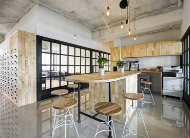 60 m² Business park property for rent in Bangkok, Chavanich Building (10110) - 4 | MatchOffice