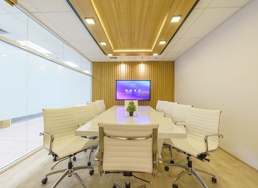 1000 m² Commercial office for rent in Sukhumvit, 622 Emporium Tower 21/1, 10110  - 2 | MatchOffice.com