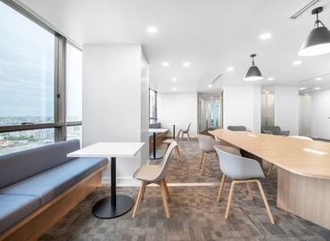 100 m² Serviced office in Bangkok, New Petchaburi Road 1788 (10310) - 1 | MatchOffice.com